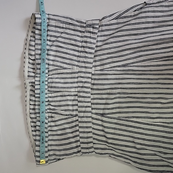 BDG STRIPED STRAPLESS DRESS/ SIZE  4 - Picture 8 of 17
